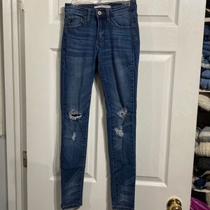 Hi-rise jeans